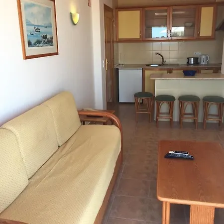 Ξενοδοχείο με διαμερίσματα 1 Quarto, Piscina, Ac, Terraco, Centro, Prestige For Altura